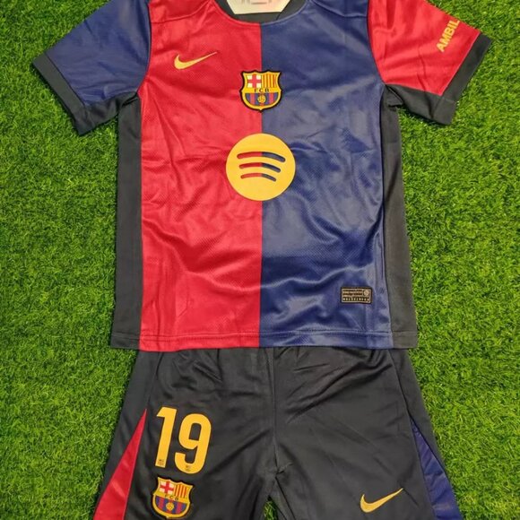 2024/25 Youth Kits Barcelona Yamal jersey - Picture 2 of 4